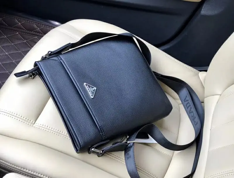 prada aaa homme mini sac a main s_11561733